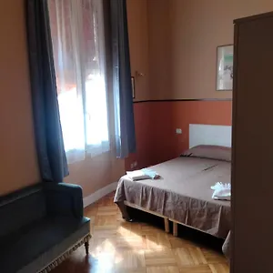 https://bolognacentro-palace-700-luxuryhotel.emilia-romagnahotels.net